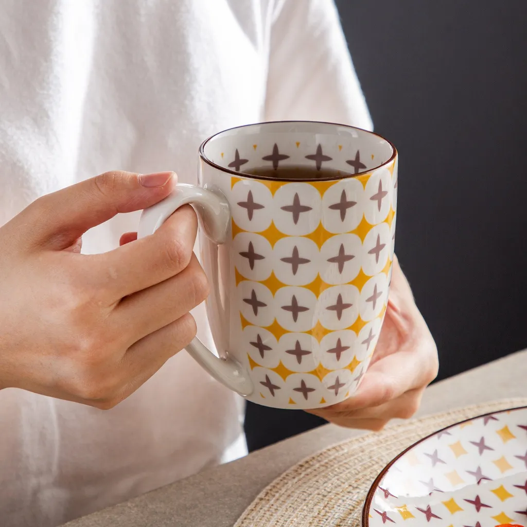 Vancasso Tafelservice Porzellan, Tulip Elegantes Geschirrset, 48 Teilig Kombiservice Mit Speiseteller, Dessertteller, Müslischalen Und Kaffeebecher Für 12 Personen – Bild 9