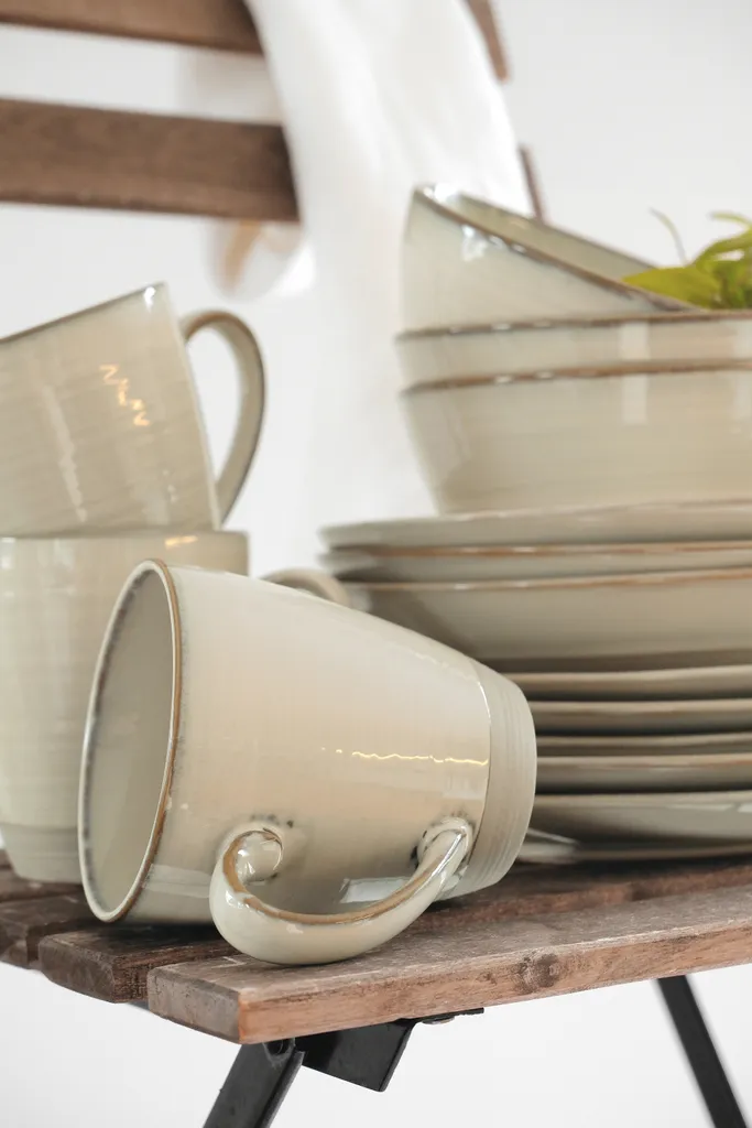 Mäser 931371 Nottingham Vintage Tafel-Service Für 4 Personen Mit Speiseteller Und Suppenteller Im Retro-Look, Steinzeug, Beige, 8-teilig (1 Set) – Bild 7